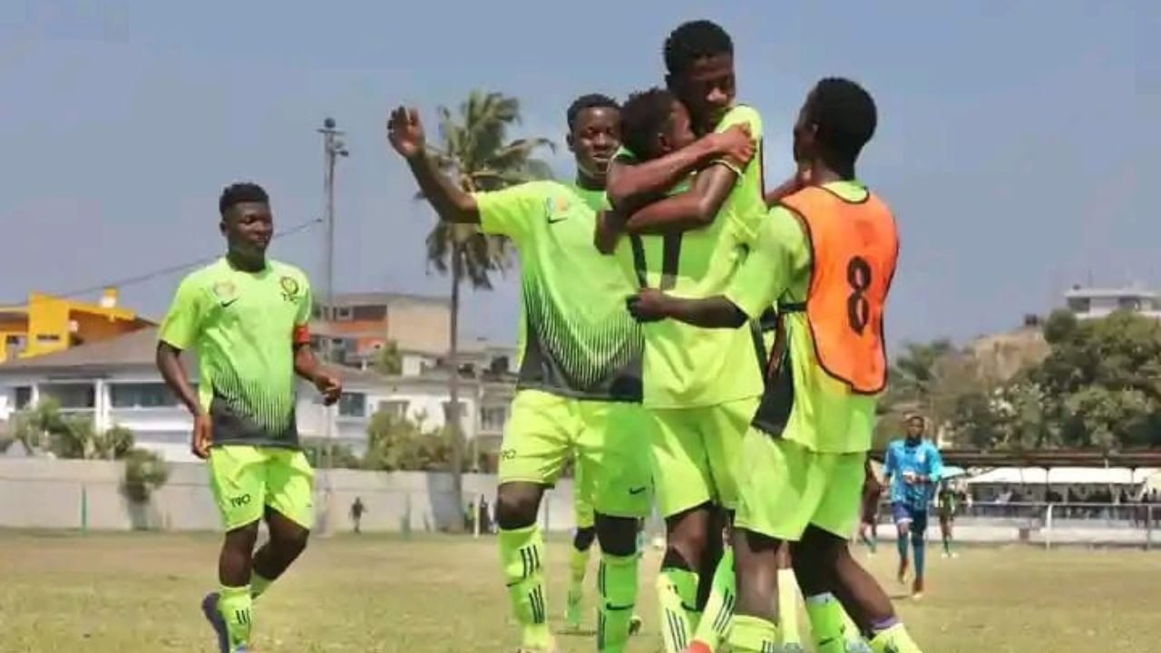 Capa - Academia goleia no derby de Chimoio e encosta no lugar de acesso à Poule