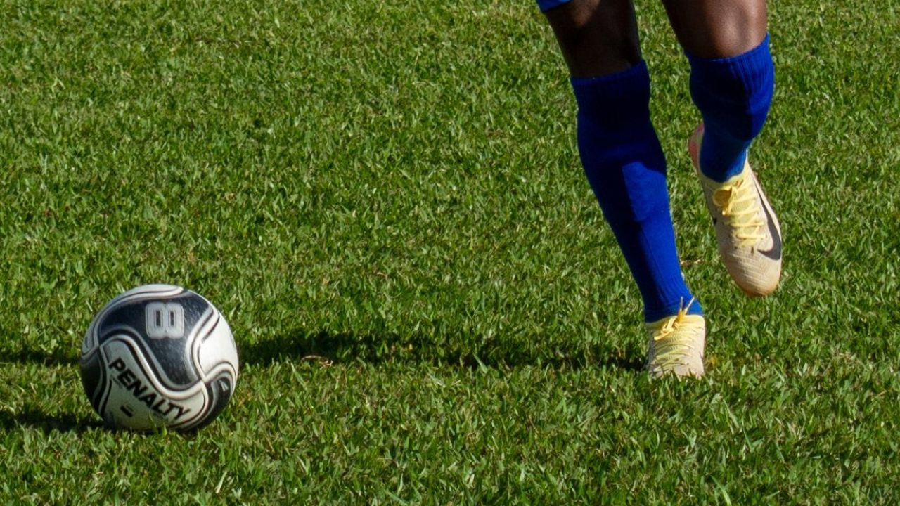 Capa - Têxtil do Púngue procura alargar vantagem no topo frente às Águias Especiais