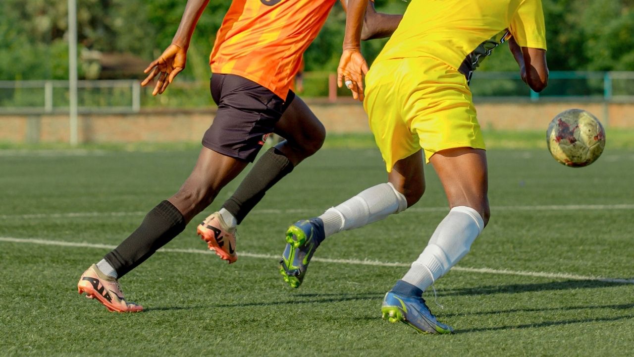 Capa - Mambinhas Sub-23: Ausência no CAN e Jogos Olímpicos interrompe ciclo de talentos como Mexer, Reinildo e Geny Catamo