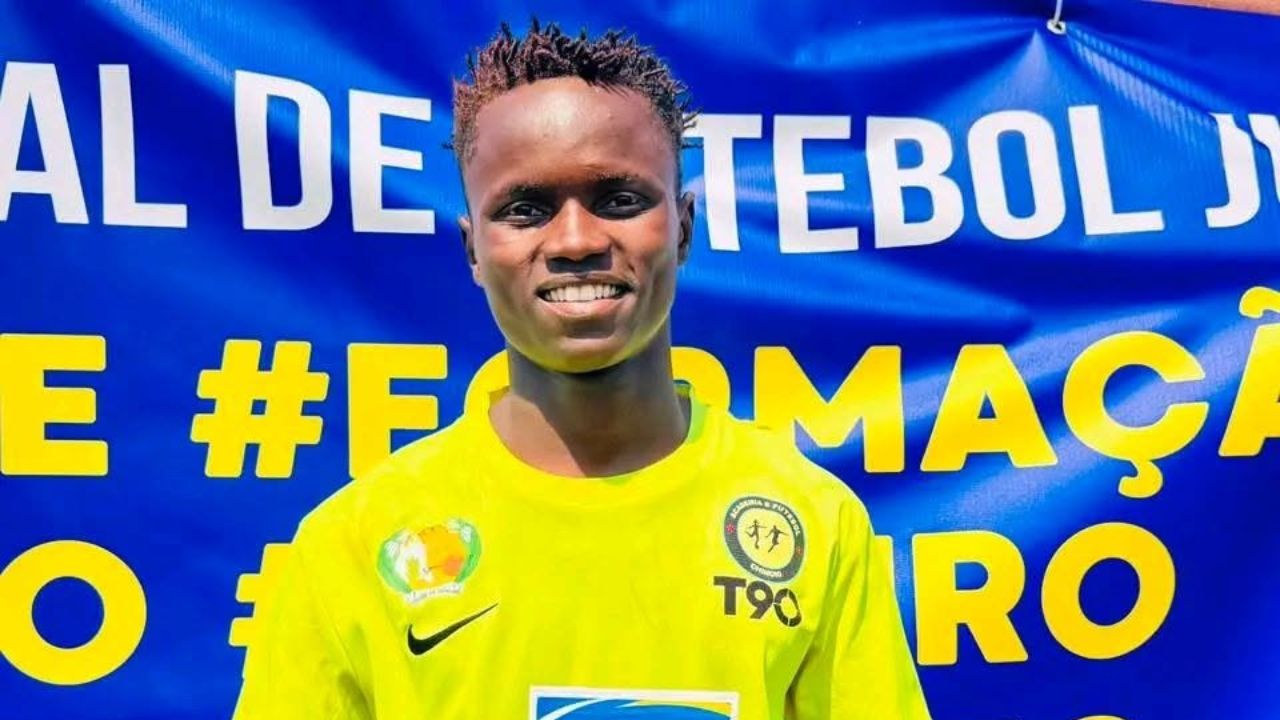 Capa - João Joaquim representa Manica na convocatória dos Mambinhas para a COSAFA Sub-20