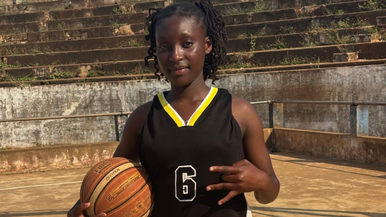 Capa - Rodina Languitone eleita MVP do Campeonato Provincial de Basquetebol de Manica
