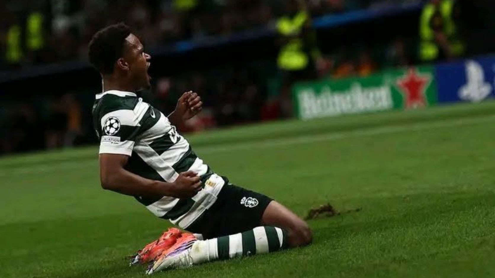 Capa - Geny Catamo titular na vitória do Sporting por 2-0 sobre o Lens